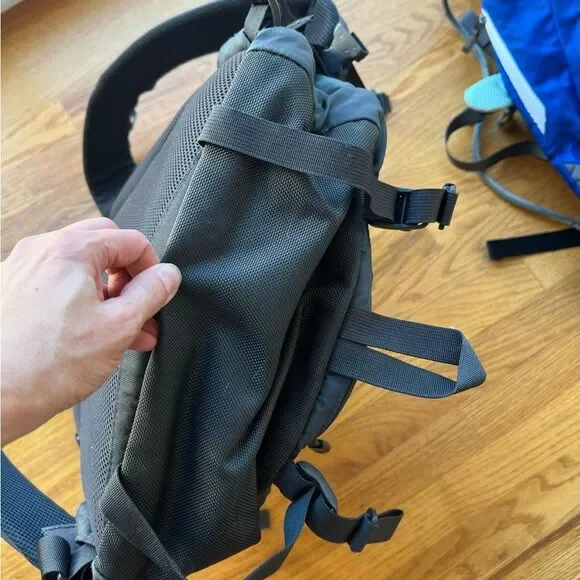 The North Face Surge Backpack - Picture 9 of 16